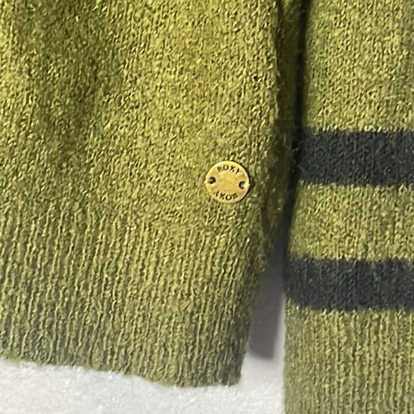 Army green crew neck sweater with dark nevy blue stripes - Picture 4 of 6